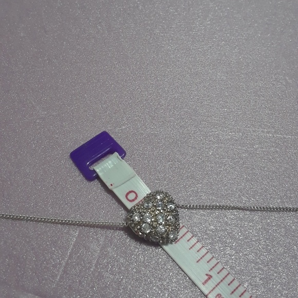 Avon sterling silver heart sparkling necklace - Picture 5 of 6